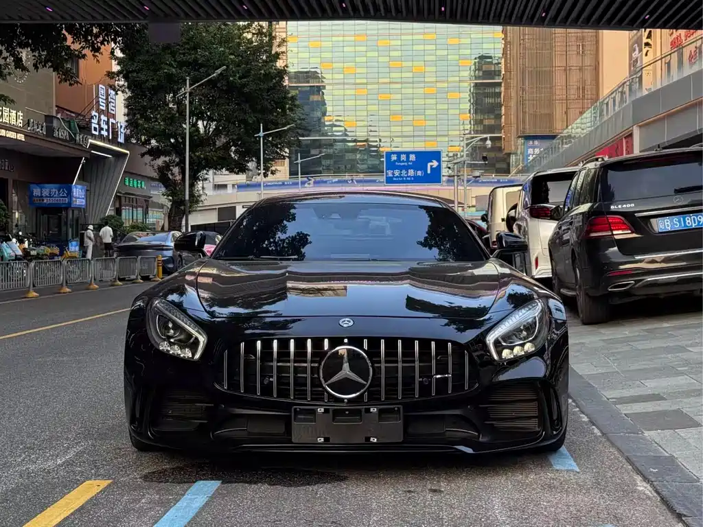 Mercedes-Benz AMG GT 2019 — фото 2