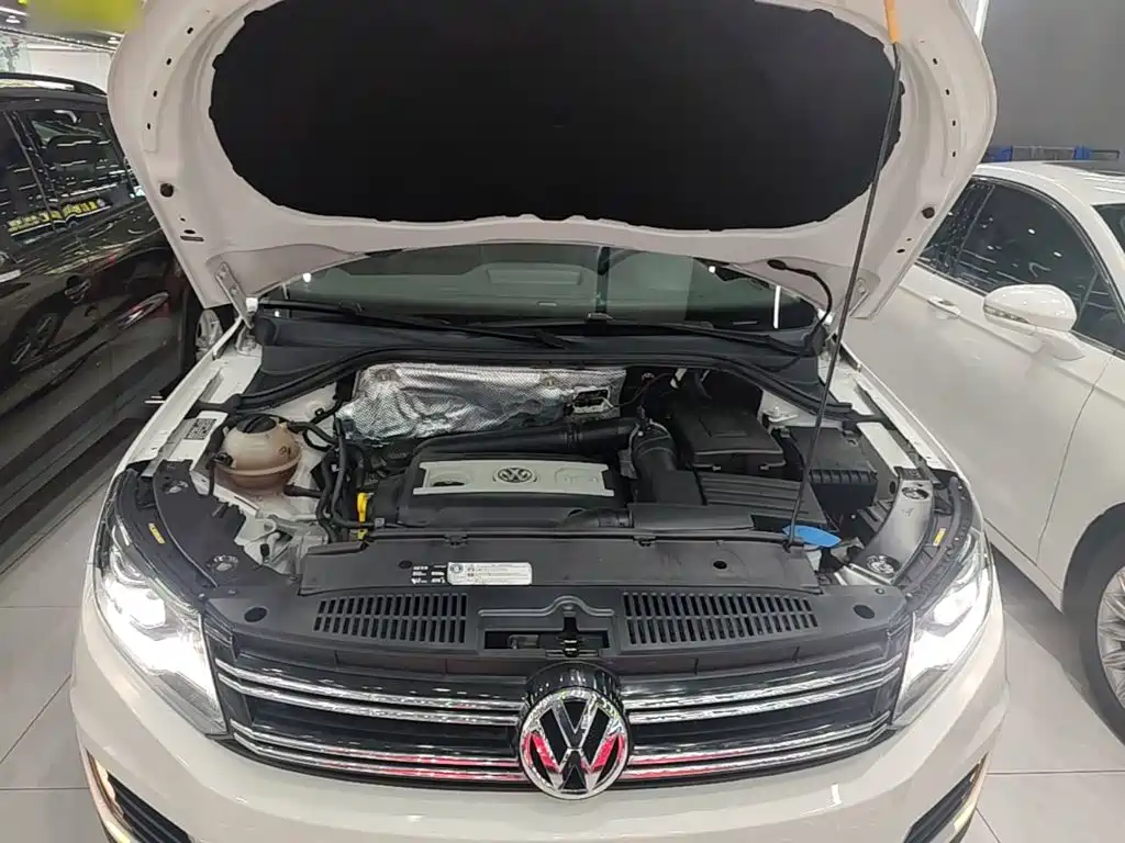 Volkswagen Tiguan 2018 — фото 20