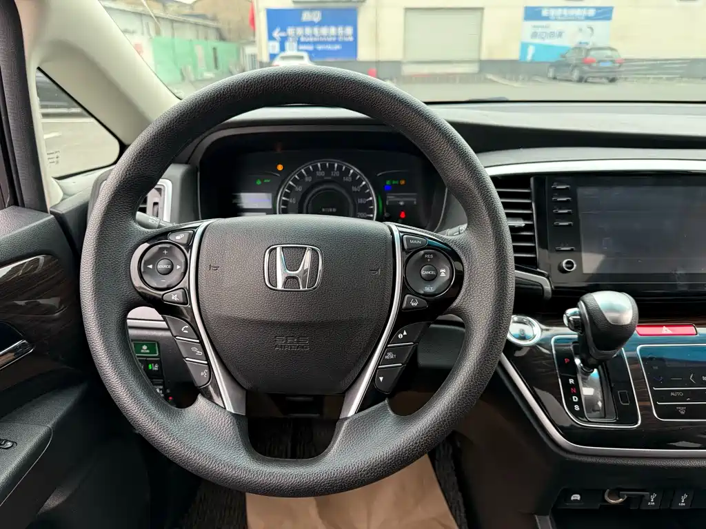 Honda Odyssey 2021 — фото 11