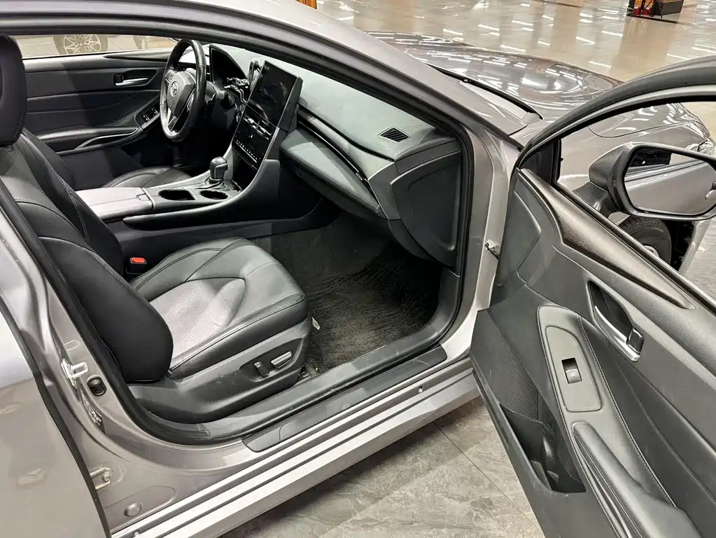 Toyota Avalon 2023 — фото 15