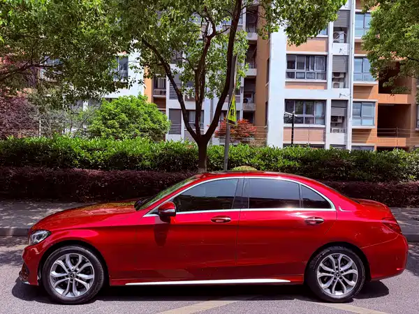 Mercedes-Benz C-Class 2017