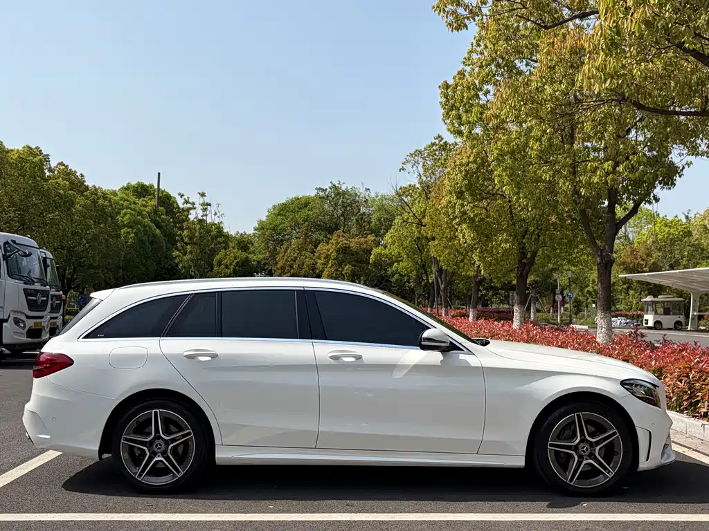 Mercedes-Benz C-Class 2020 — фото 10