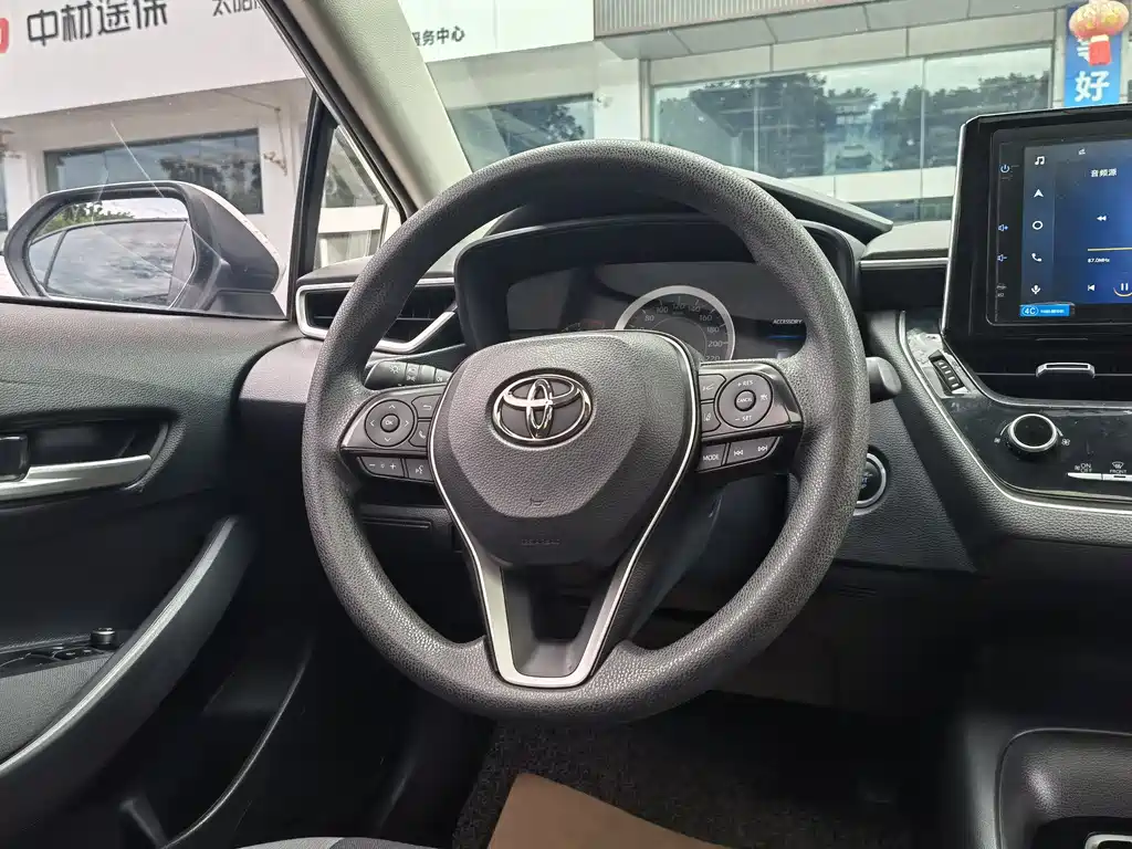 Toyota Corolla 2021 — фото 10
