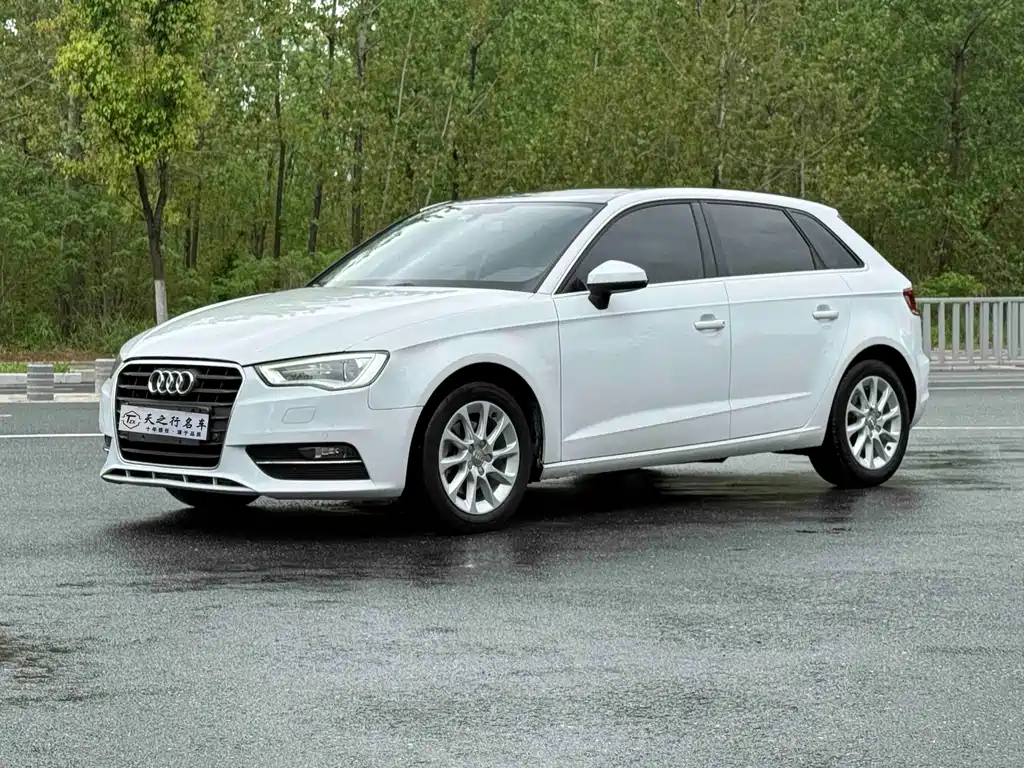 Audi A3 2016 — фото 1