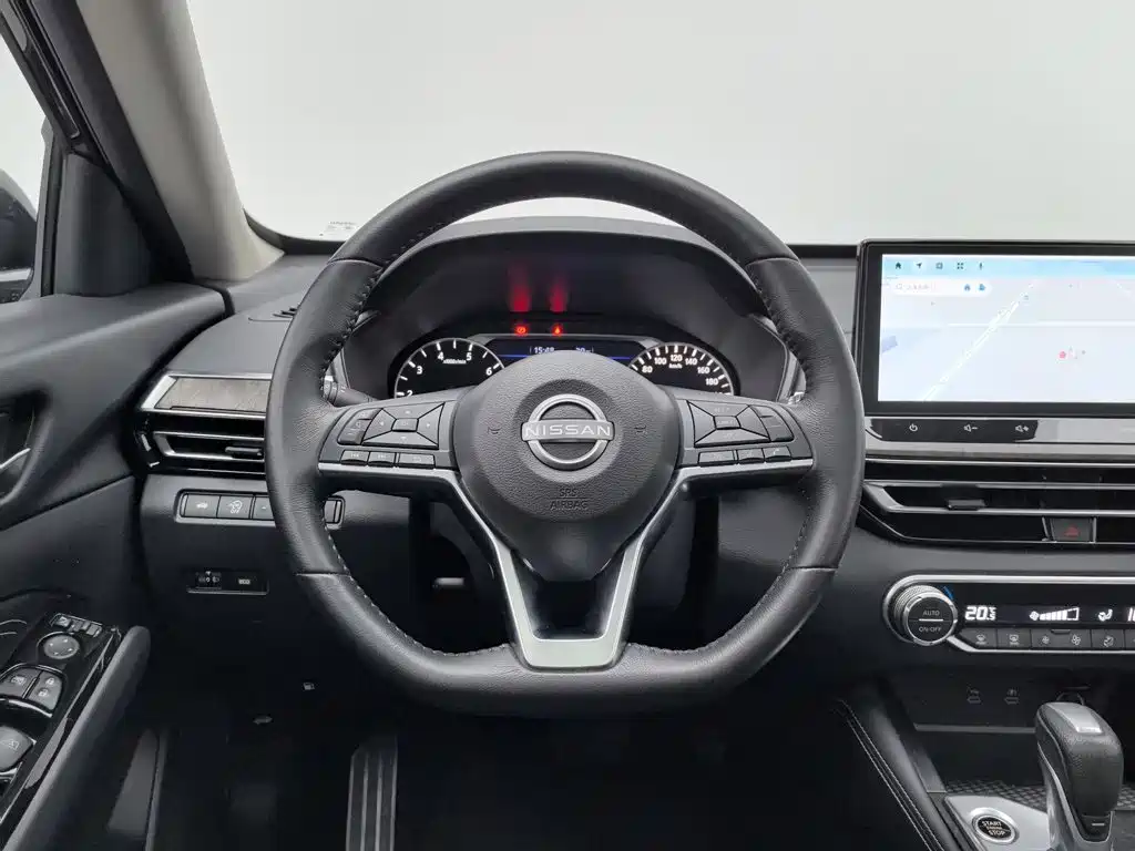 Nissan Teana 2024 — фото 11