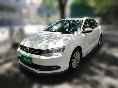 Volkswagen Sagitar 2014