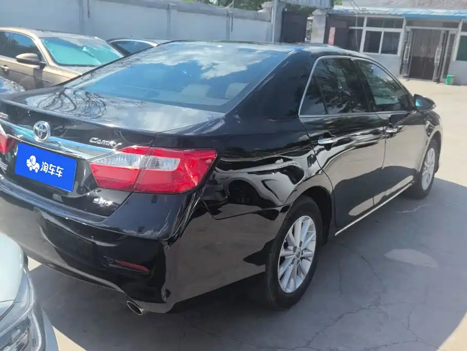 Toyota Camry 2012