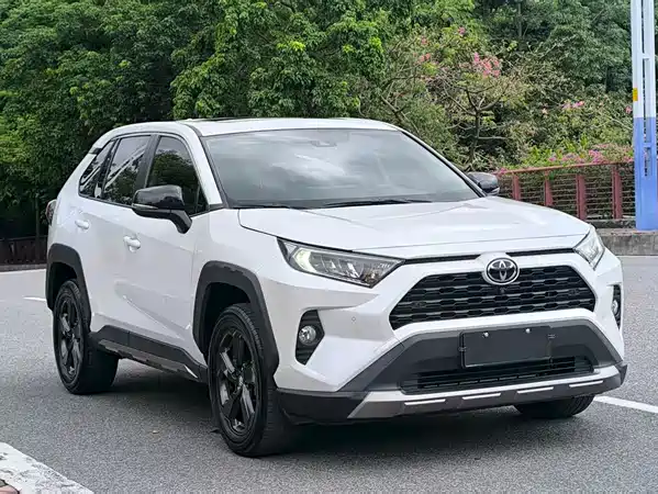 Toyota RAV4 2022