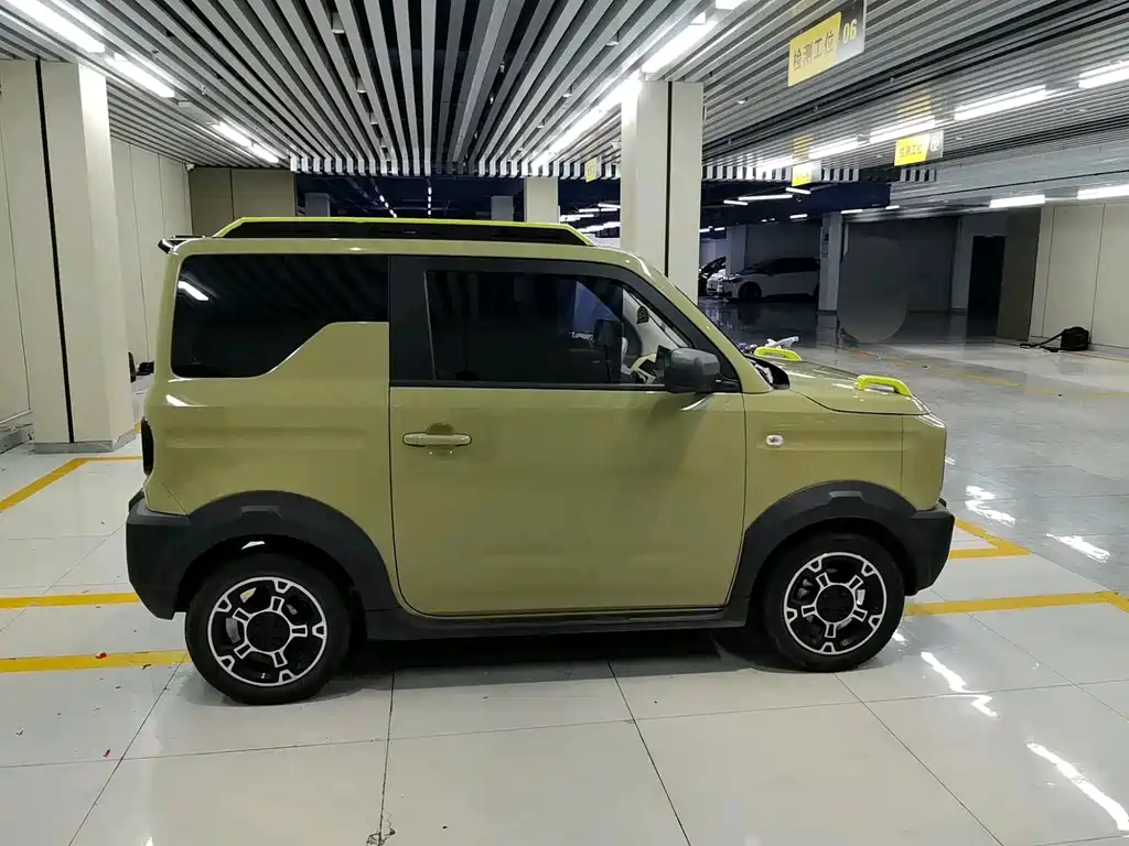 Geely Galaxy Panda 2023
