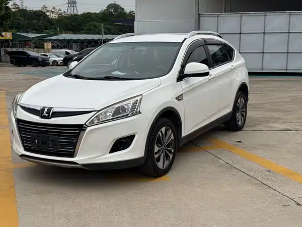 Luxgen You6 SUV 2014