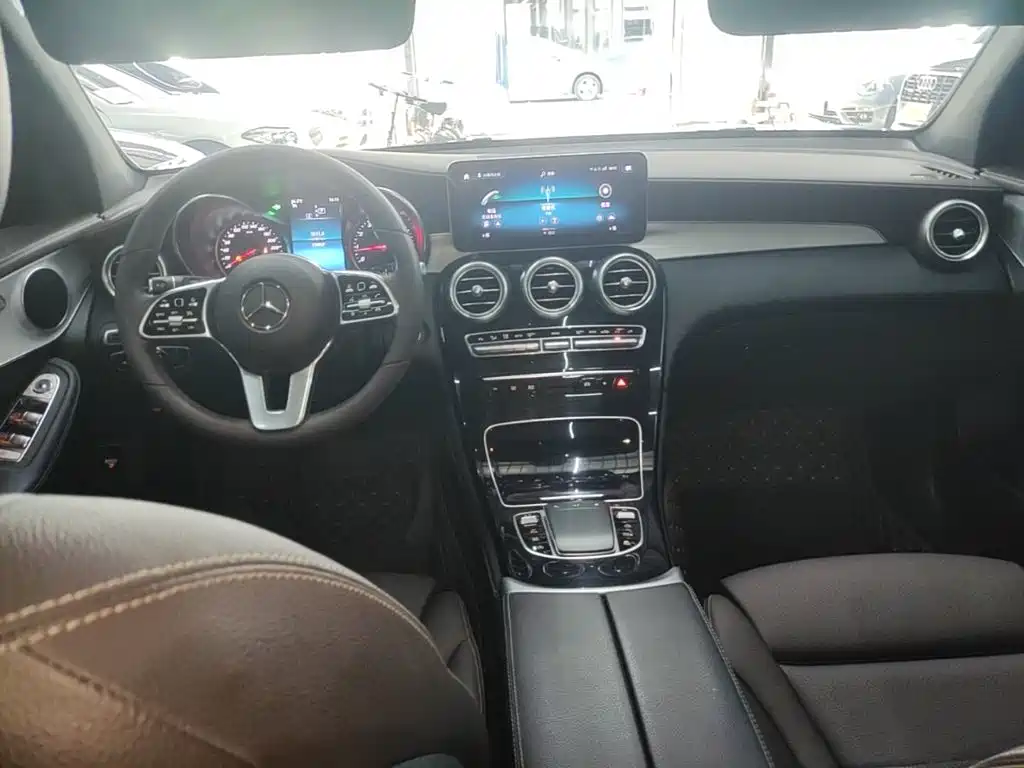 Mercedes-Benz GLC 2020 — фото 10