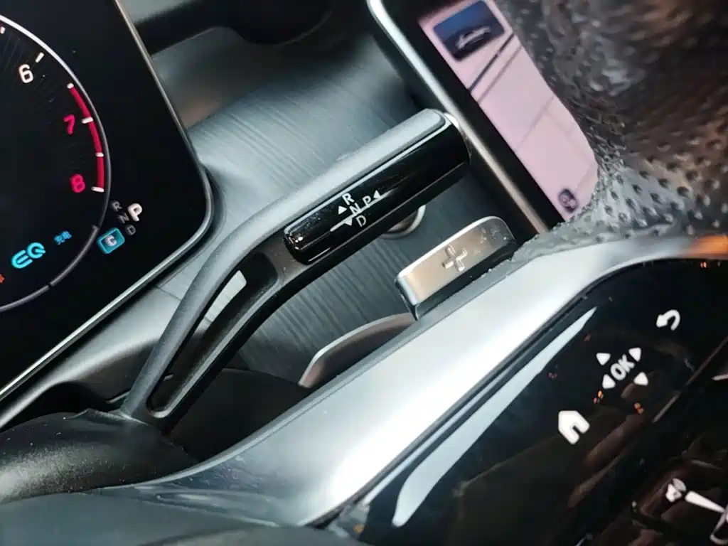 Mercedes-Benz C-Class 2022 — фото 10