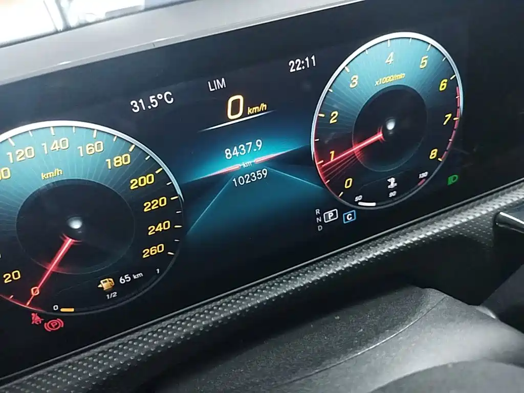 Mercedes-Benz A-Class 2019 — фото 19