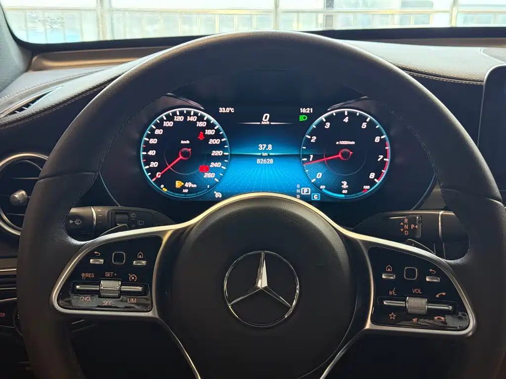 Mercedes-Benz GLC 2021