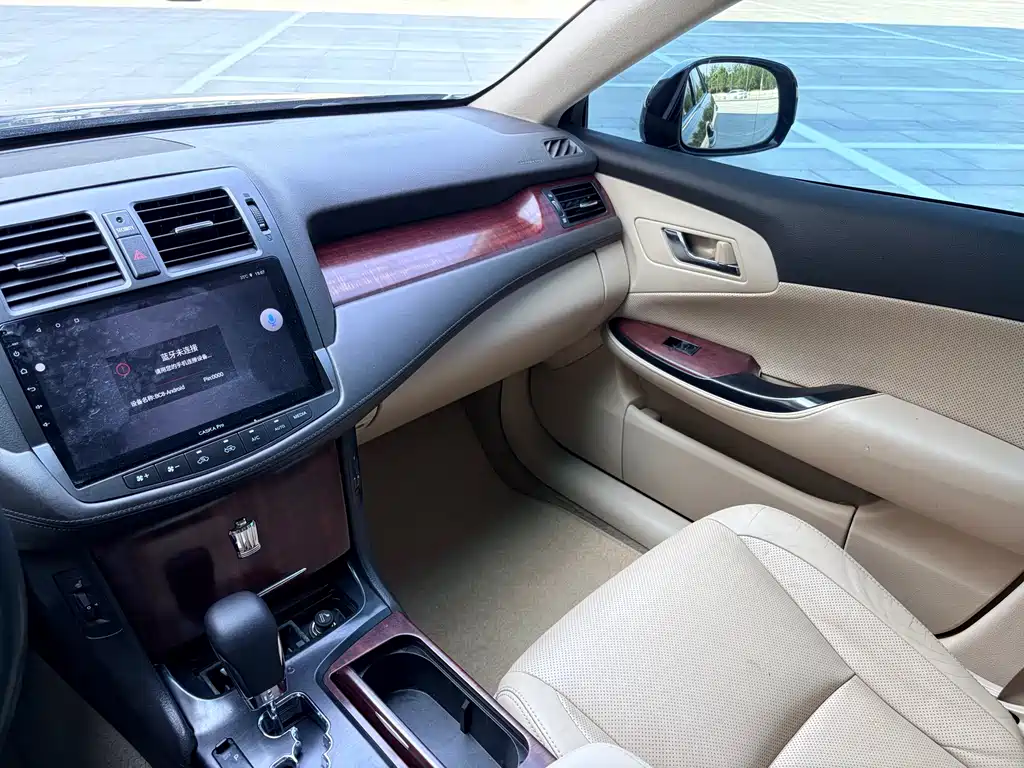 Toyota Crown 2010 — фото 15