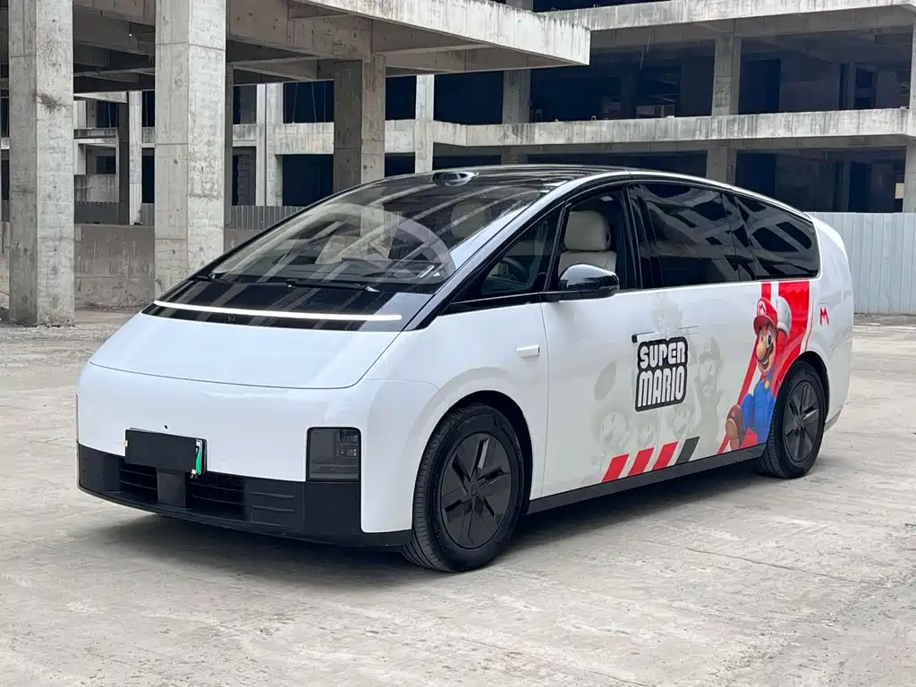 Li Auto Li MEGA 2025