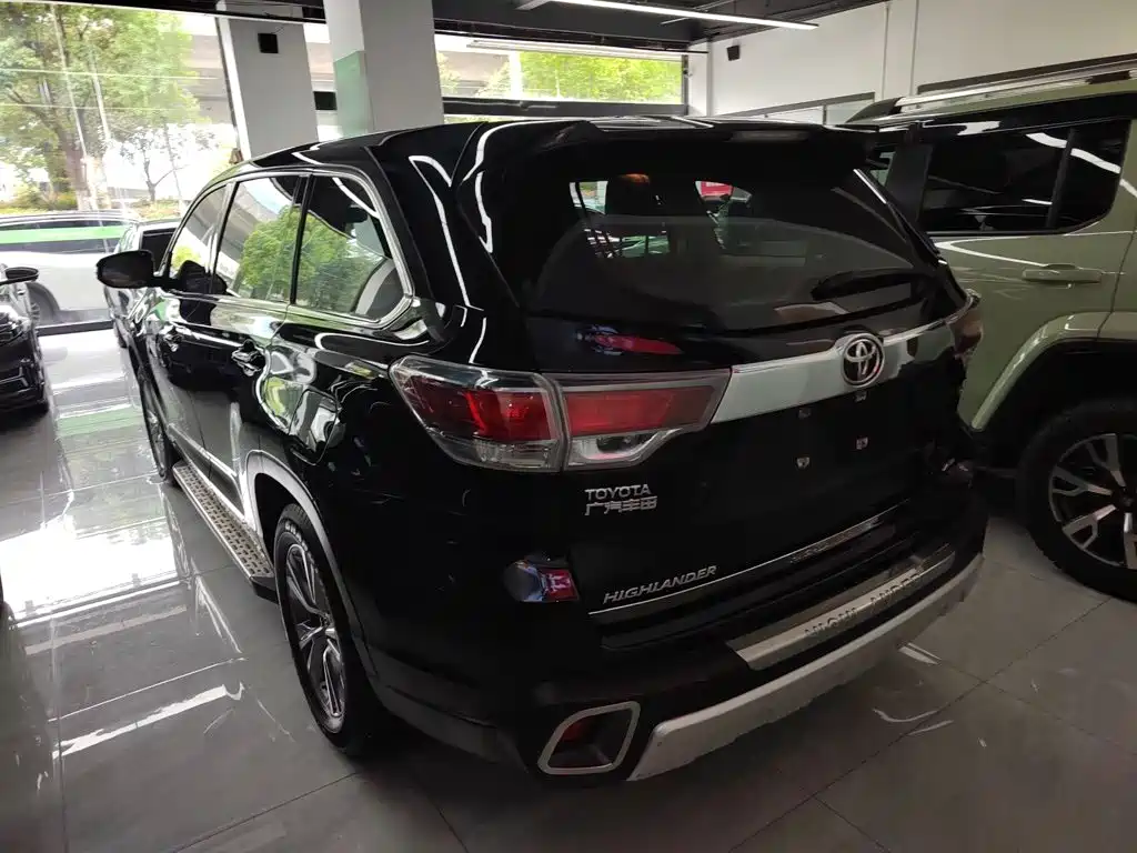 Toyota Highlander 2016 — фото 23
