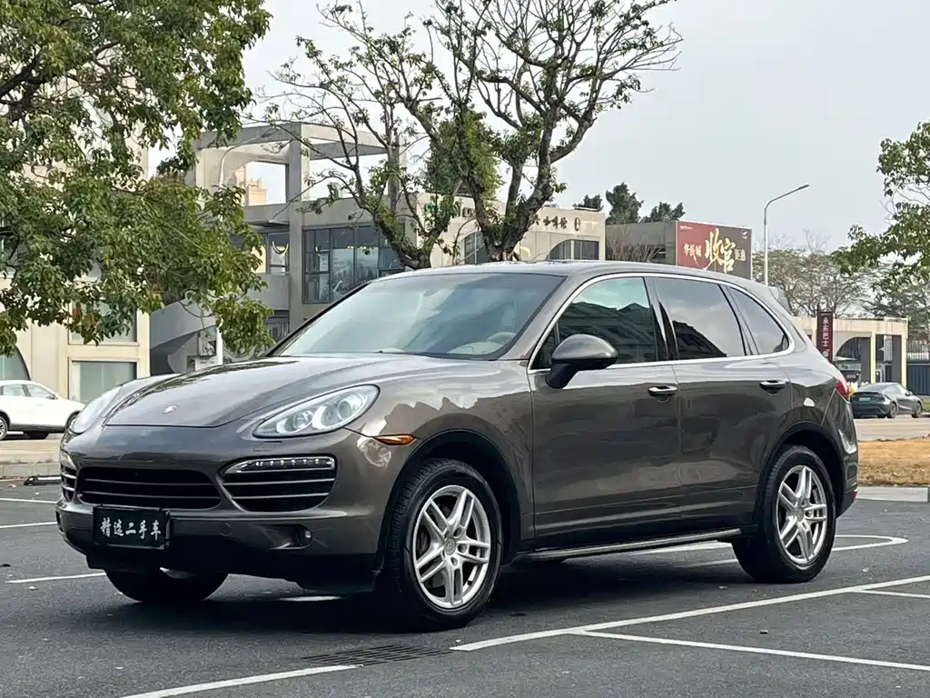 Porsche Cayenne 2013 — фото 3