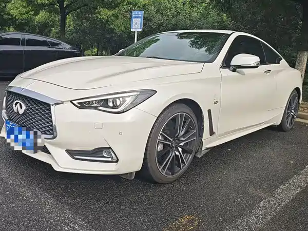 Infiniti Q60 2018