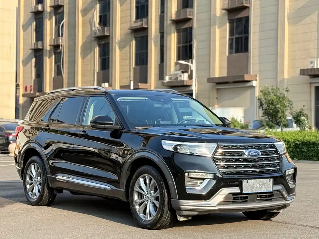 Ford Explorer 2021 — фото 3