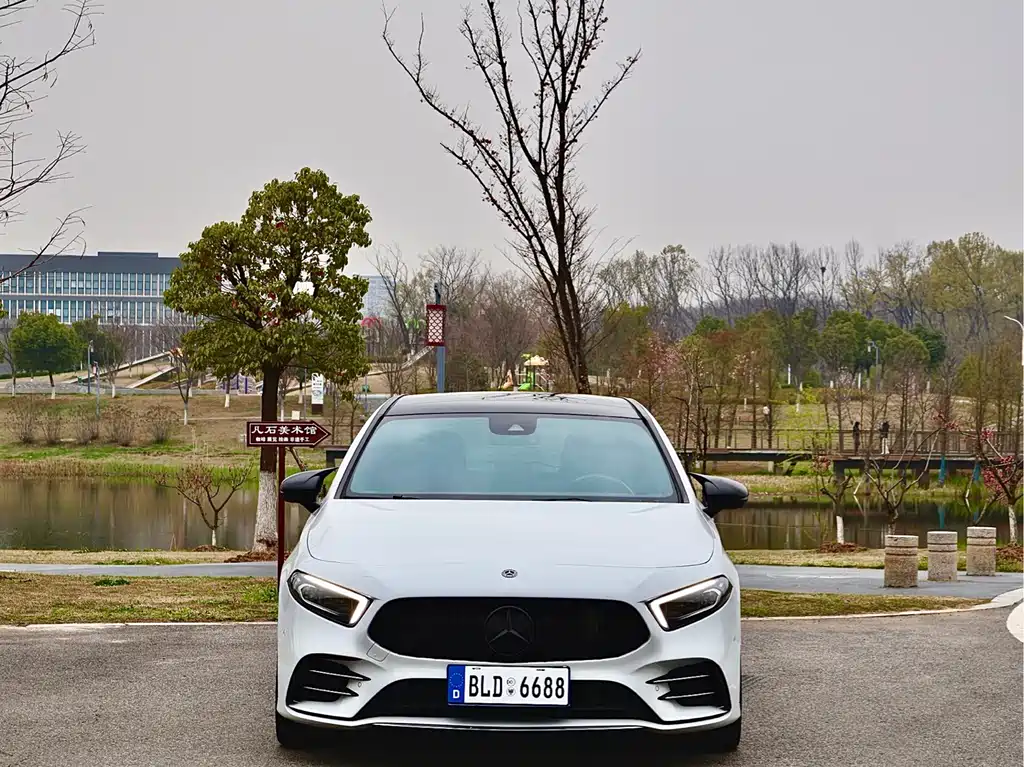 Mercedes-Benz A-Class AMG 2021