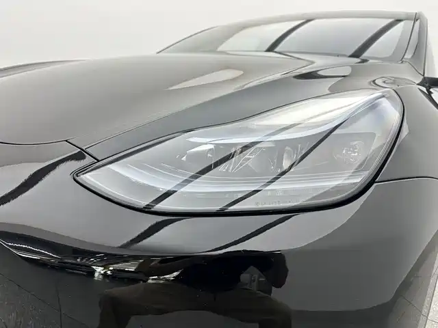 Tesla Model Y 2023 — фото 18