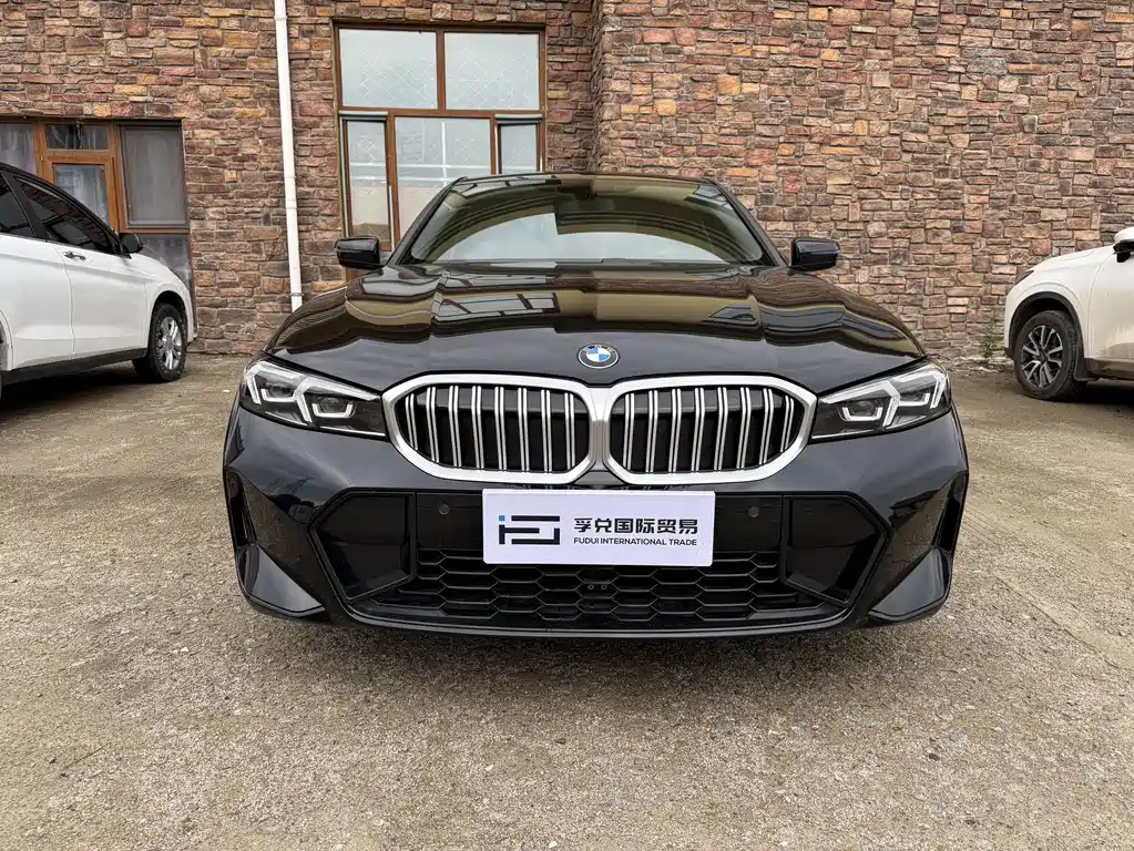 BMW 3 Series 2023