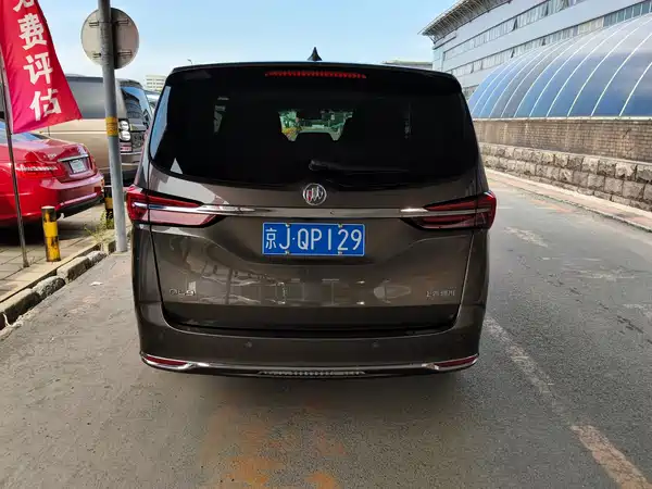 Buick GL8 2024