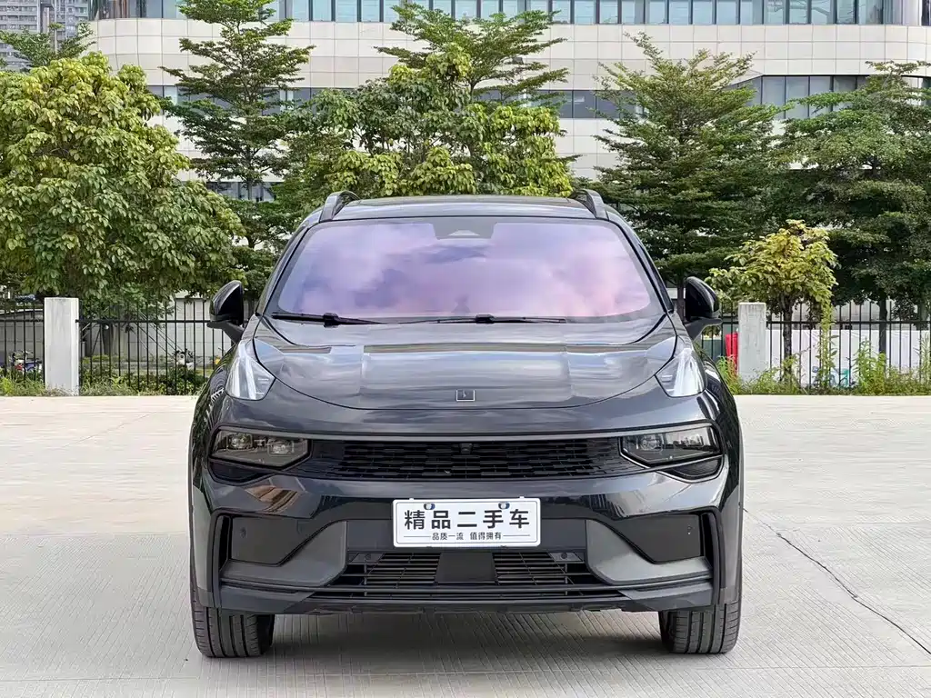 Lynk & Co 01 2023