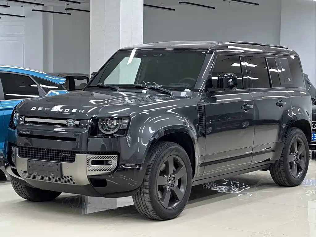 Land Rover Defender 2023 — фото 1