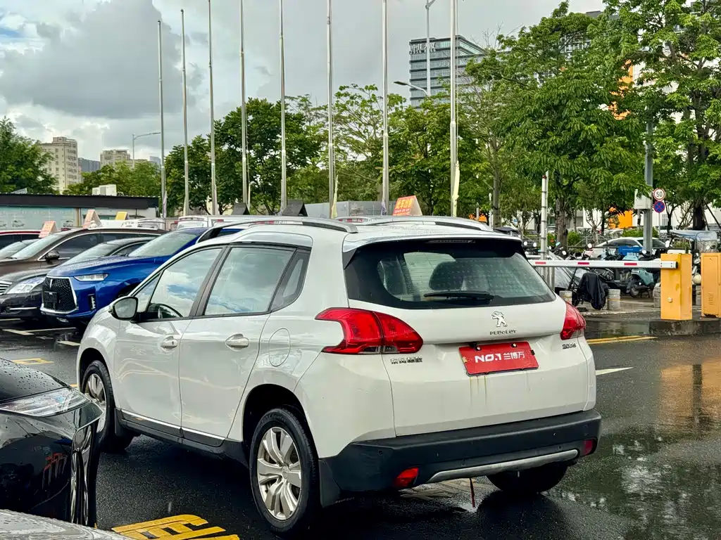 Peugeot 2008 2014
