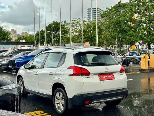 Peugeot 2008 2014