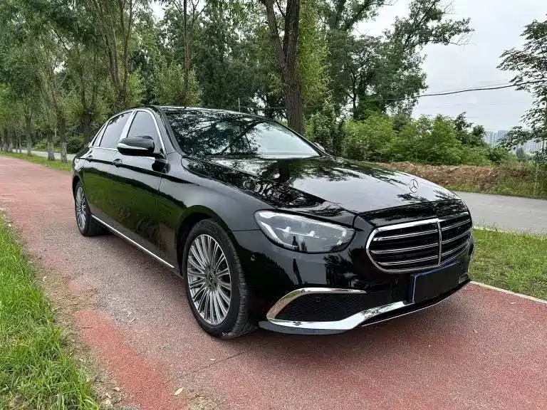 Mercedes-Benz E-Class 2019 — фото 3