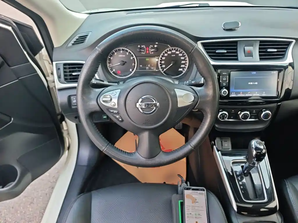Nissan Sylphy 2018 — фото 11