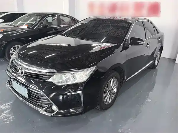 Toyota Camry 2016