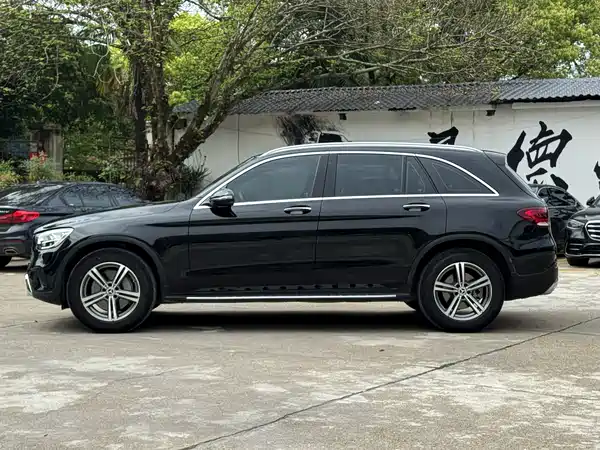 Mercedes-Benz GLC 2021