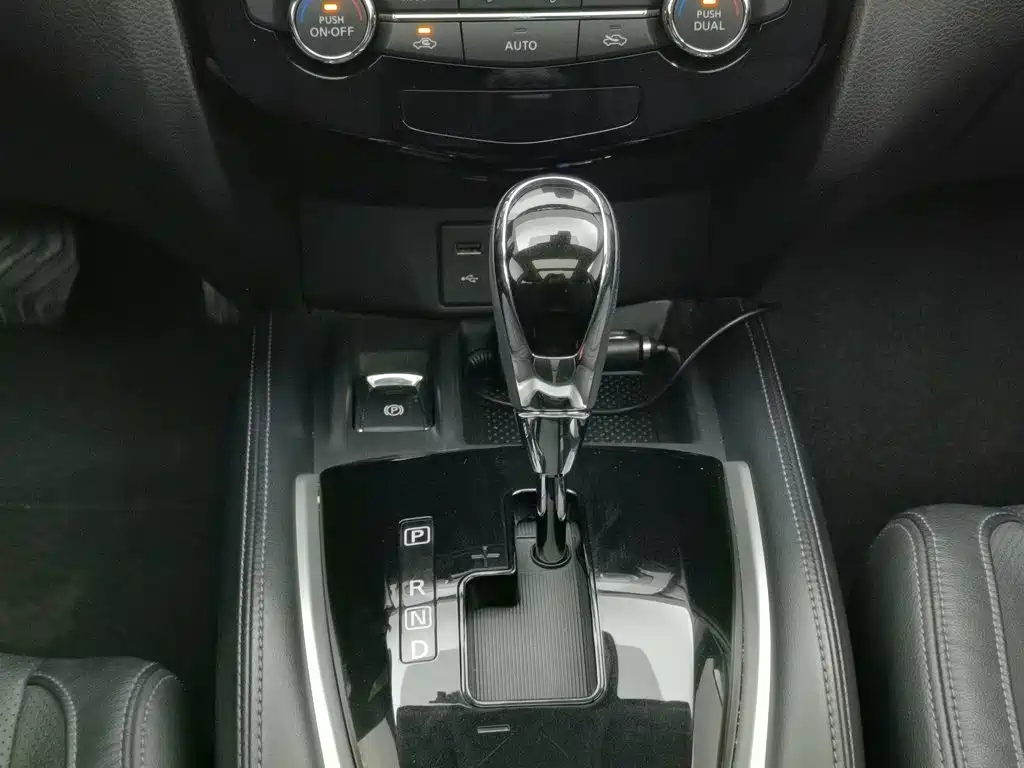 Nissan X-Trail 2020 — фото 13