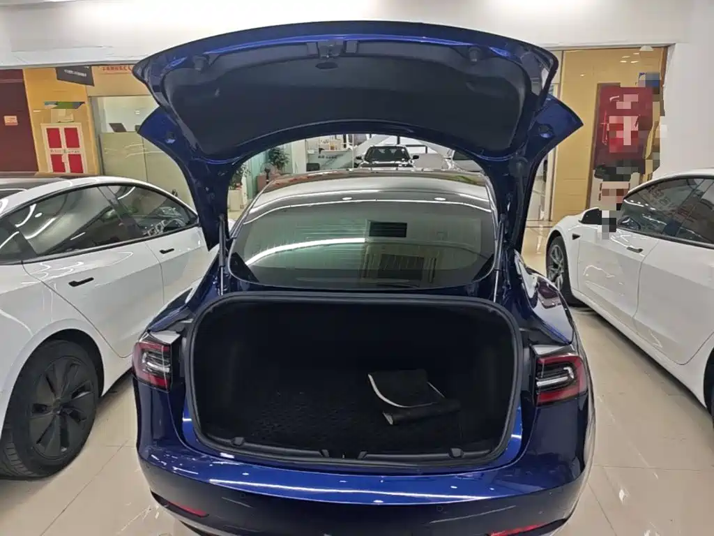 Tesla Model 3 2019 — фото 19