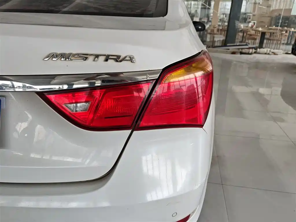 Hyundai Mistra 2015 — фото 8