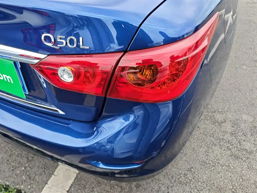 Infiniti Q50L 2016 — фото 8