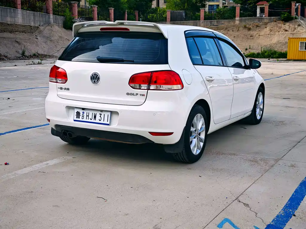 Volkswagen Golf 2014