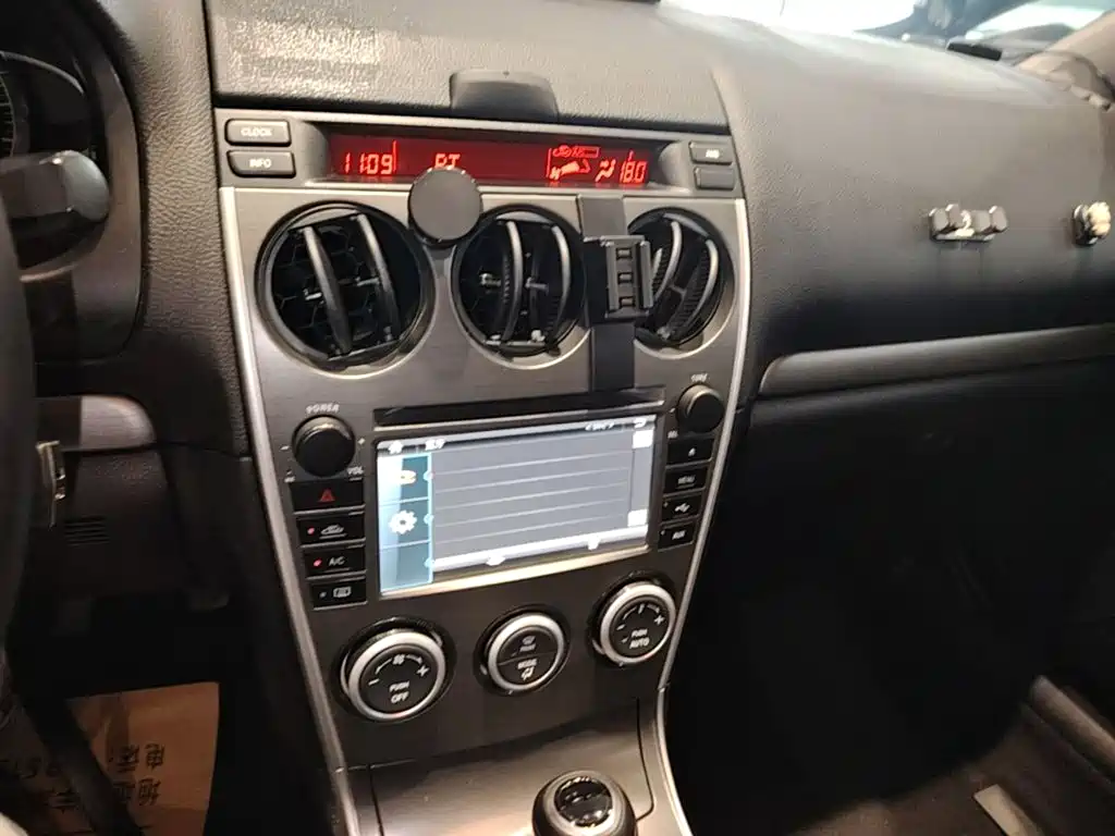Mazda 6 2015 — фото 13