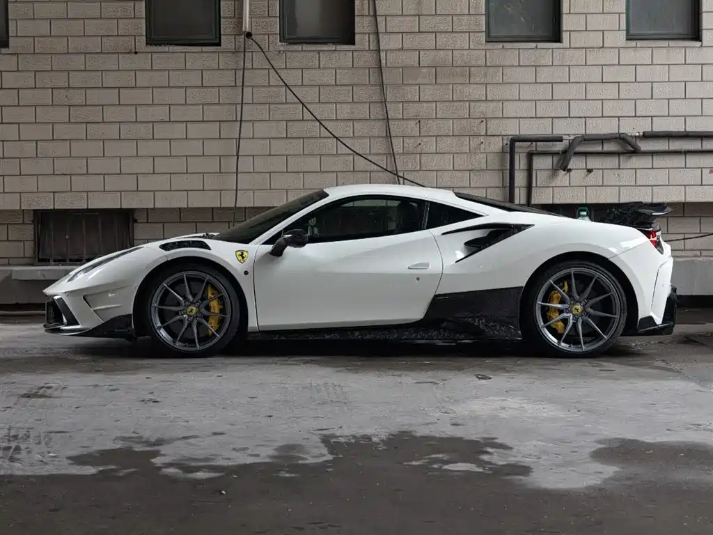 Ferrari 488 2019 — фото 7