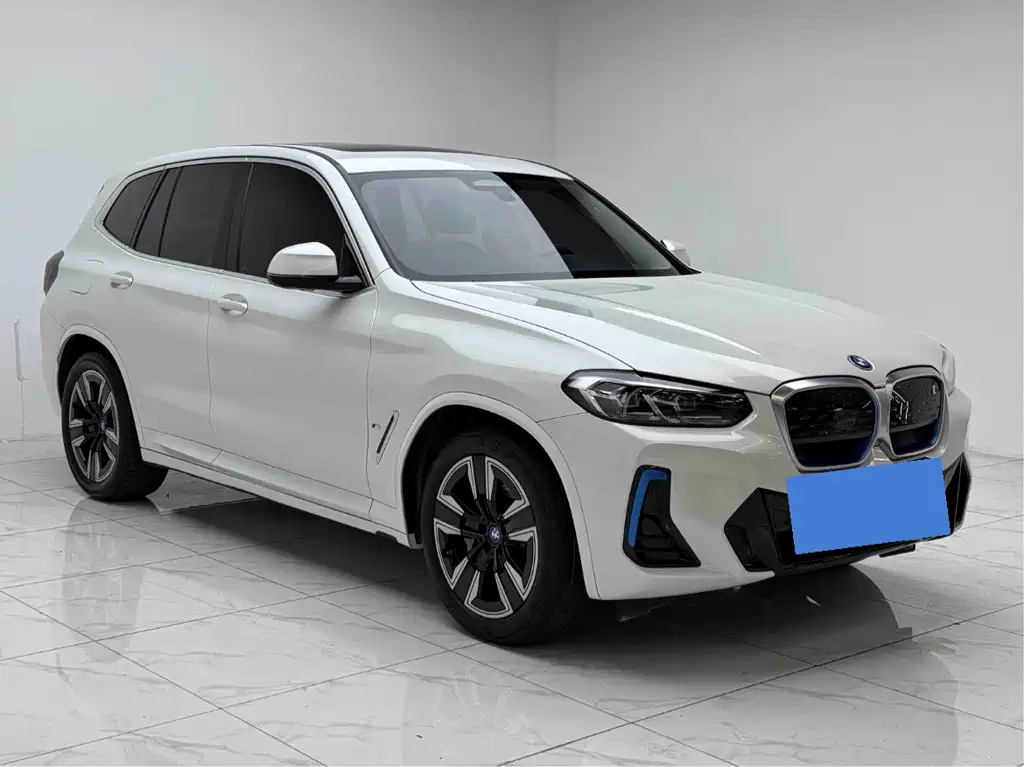 BMW iX3 2022 — фото 3
