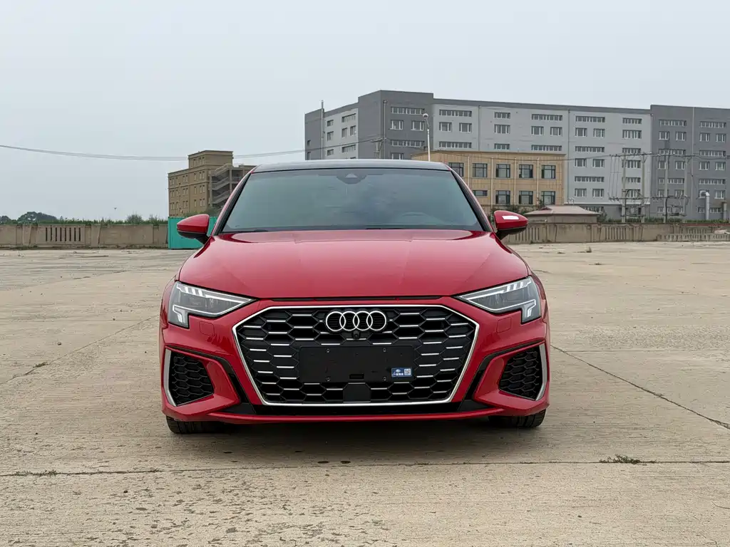 Audi A3 2022 — фото 2