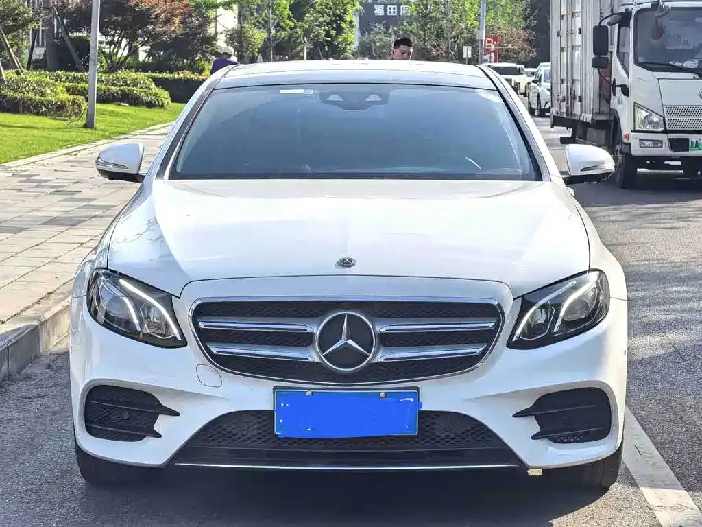 Mercedes-Benz E-Class 2020