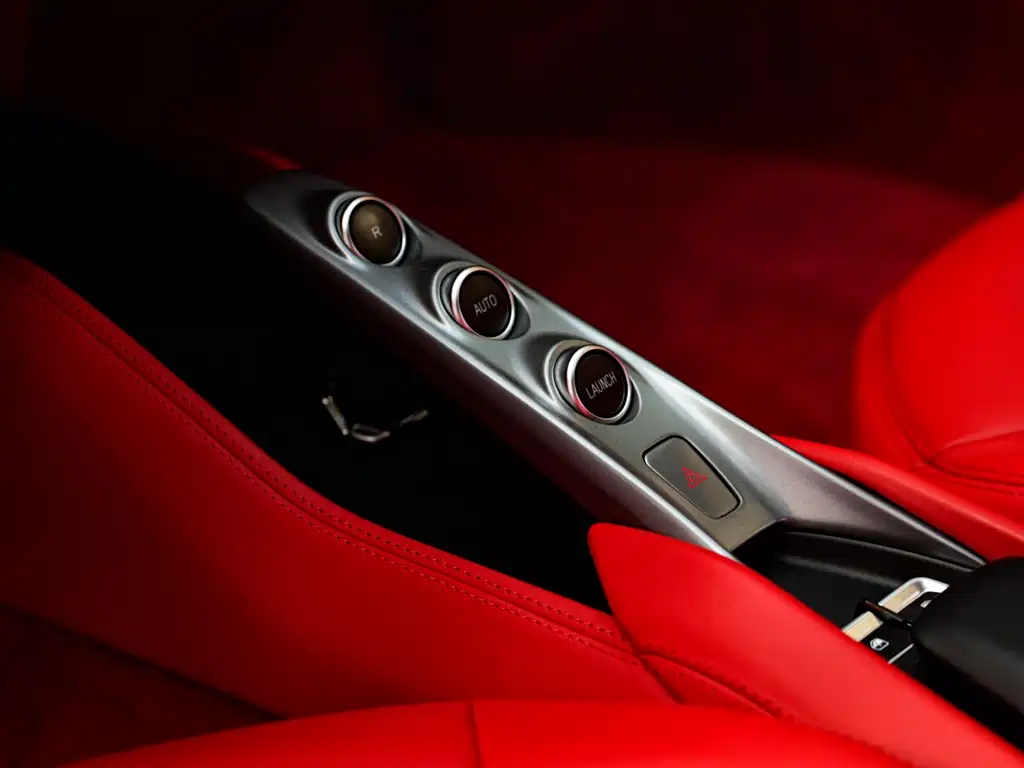 Ferrari F8 2021 — фото 13