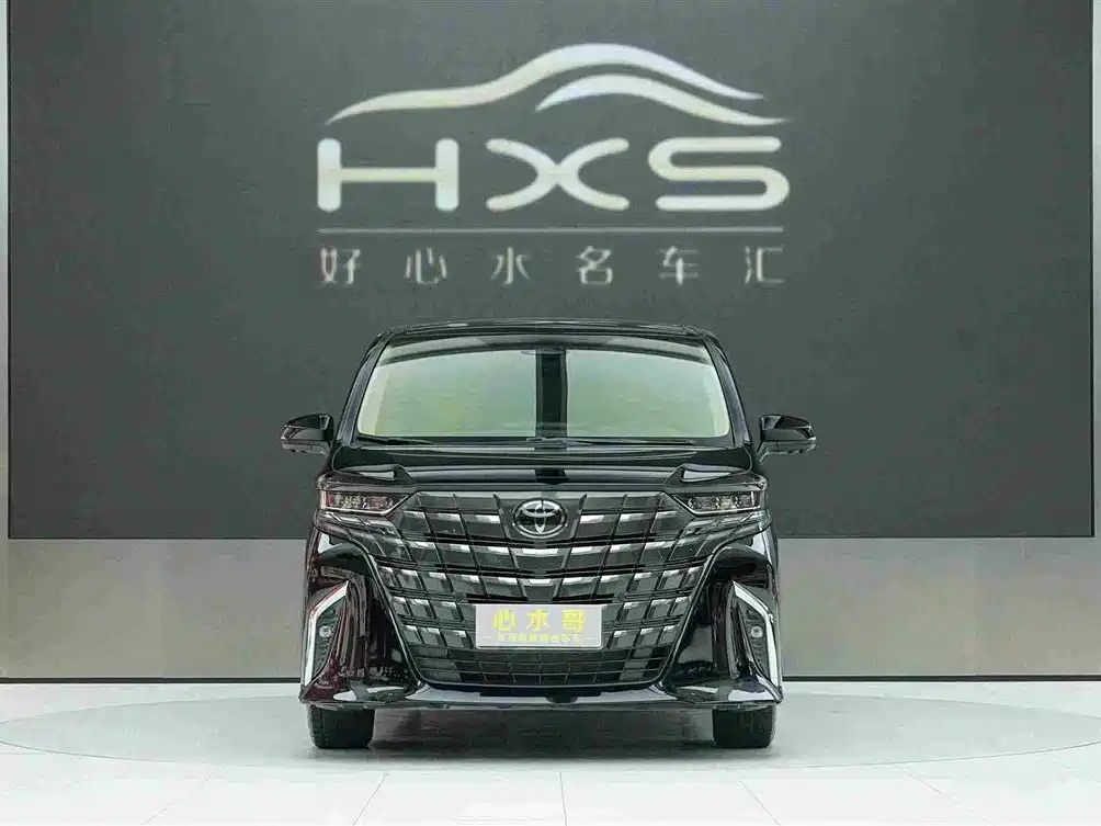 Toyota Alphard 2025 — фото 2