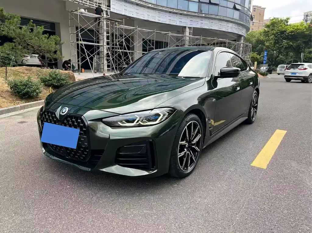 BMW 4 Series 2024 — фото 1