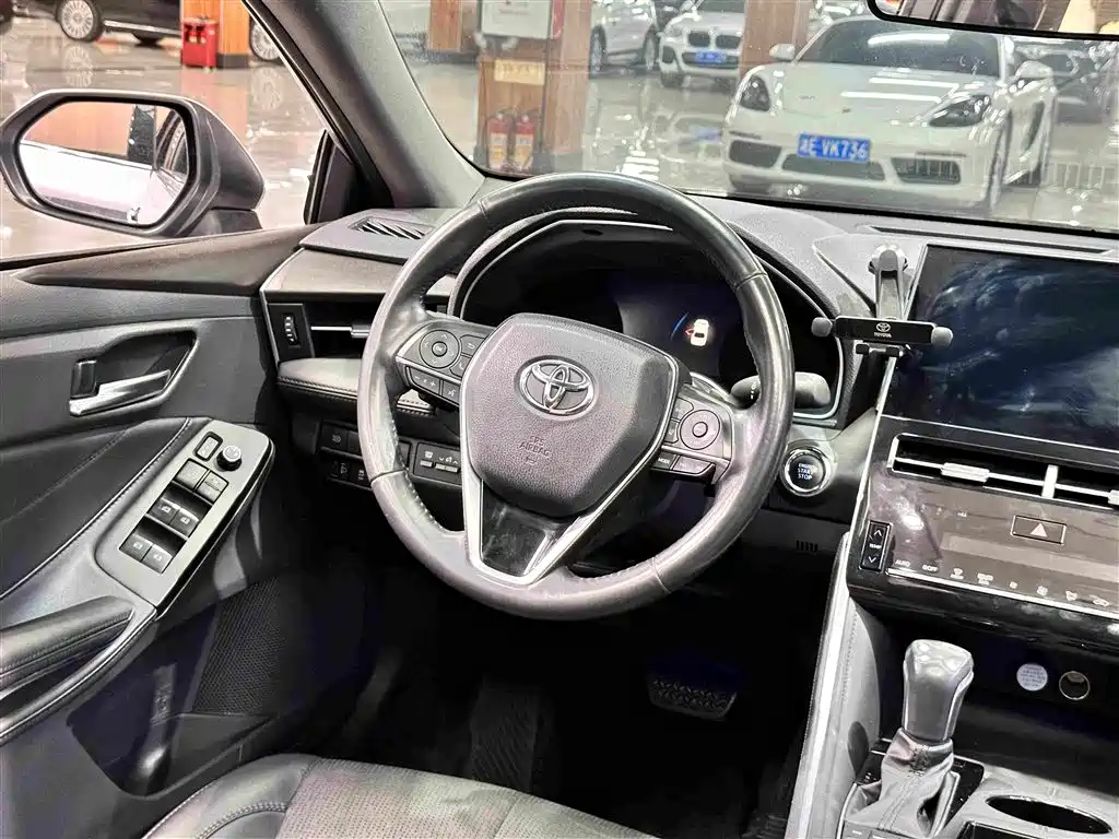 Toyota Avalon 2023 — фото 12